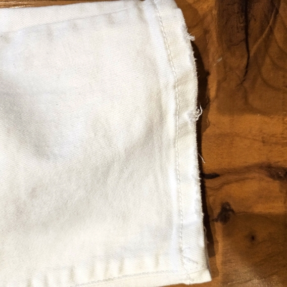 Judy Blue White Denium Boyfriend - Picture 6 of 11